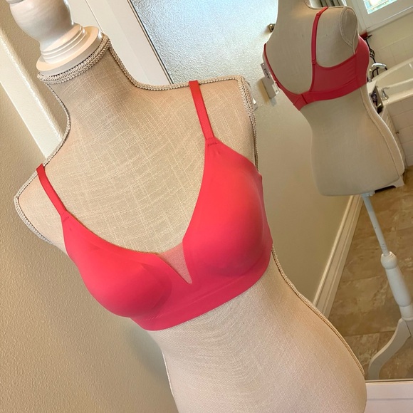NWT Seamless soft pink mesh adjustable bralette, Soma size XL - Picture 10 of 15